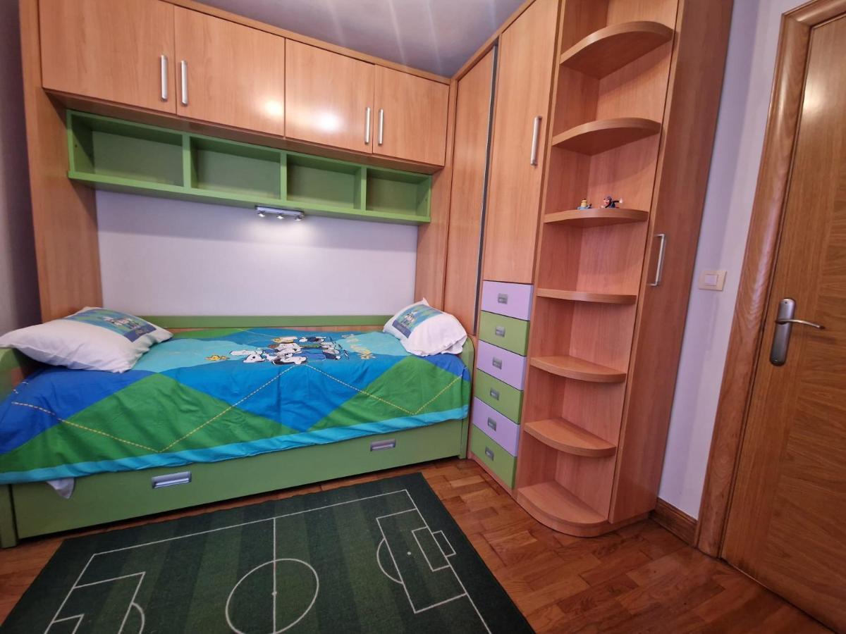 Family Apartment / Apartamento Familiar Getxo Buitenkant foto