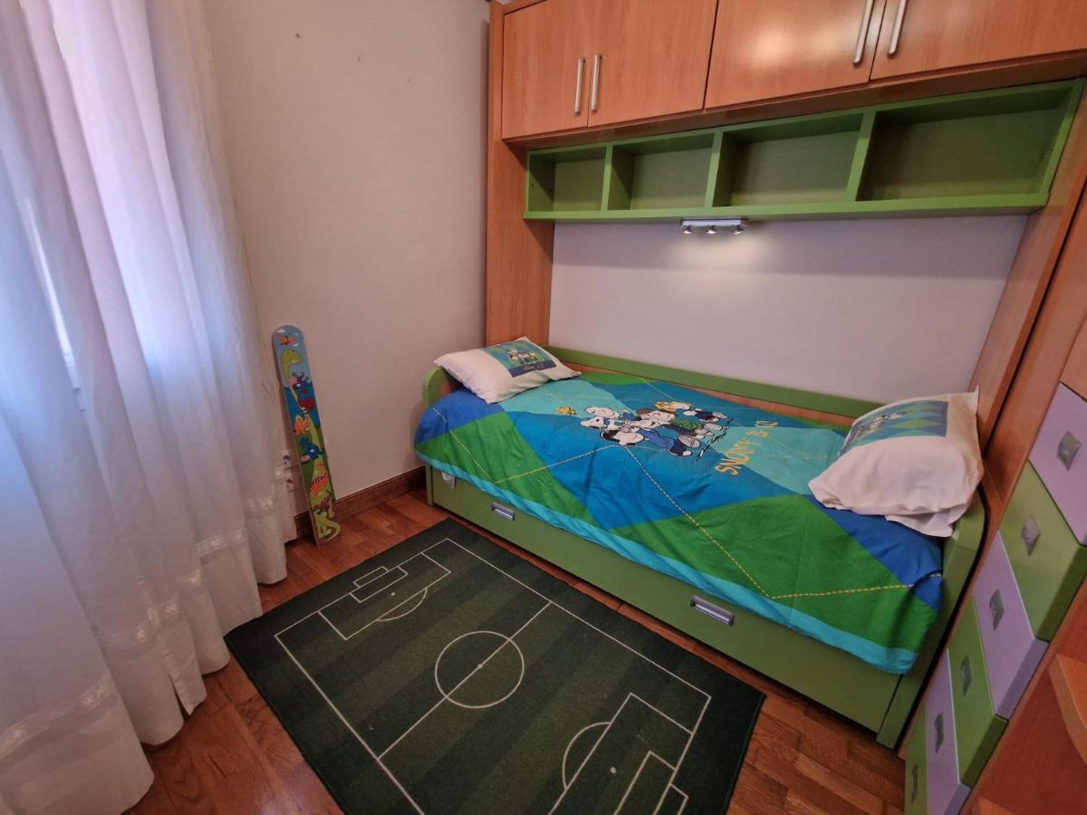 Family Apartment / Apartamento Familiar Getxo Buitenkant foto